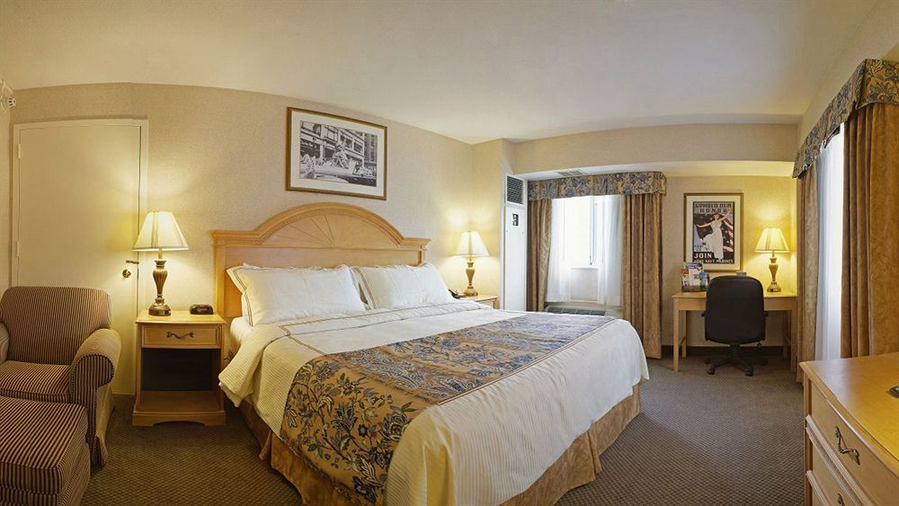 Quality Inn Iwo Jima Arlington Exterior photo